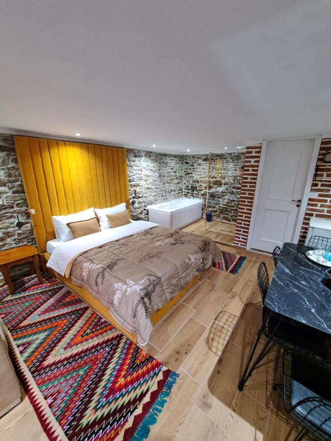 "Villa 70" Guesthouse Gjirokastër Eksteriør bilde