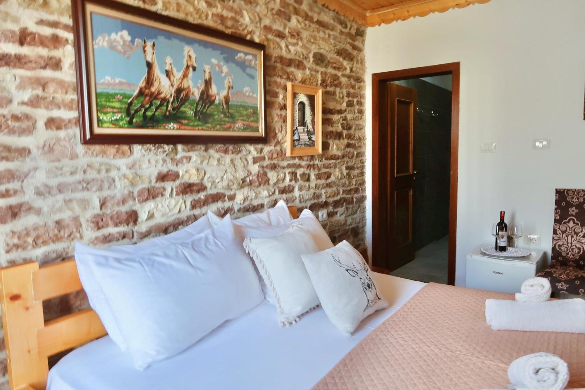 "Villa 70" Guesthouse Gjirokastër Eksteriør bilde