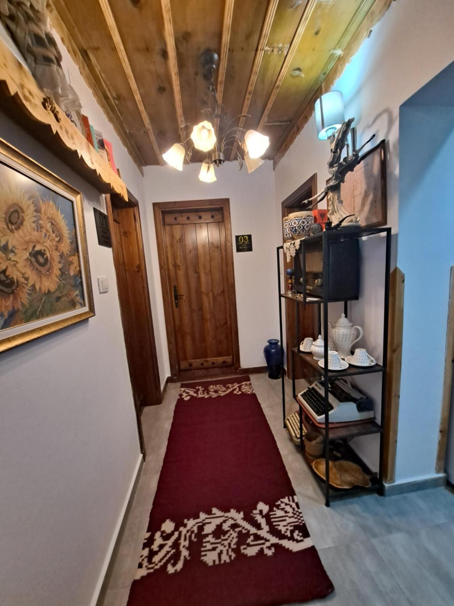 "Villa 70" Guesthouse Gjirokastër Eksteriør bilde