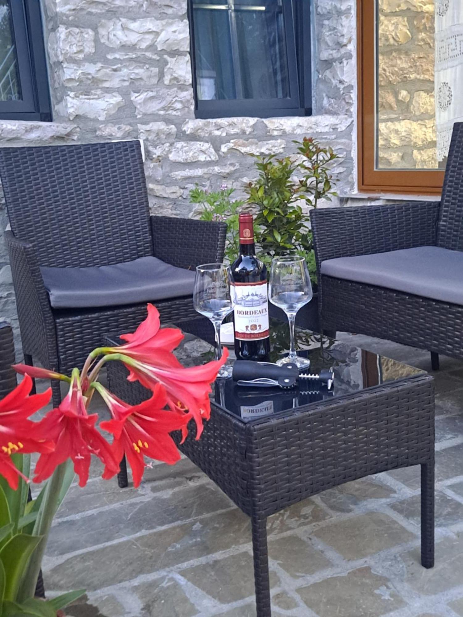 "Villa 70" Guesthouse Gjirokastër Eksteriør bilde